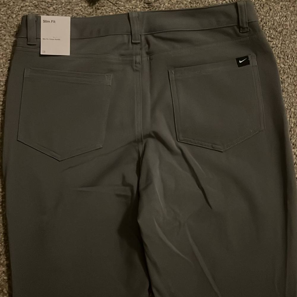 Women Golf Nike pants. 6 - Picture 6 of 8